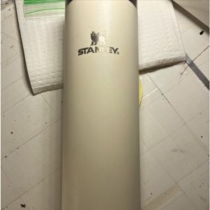 Stanley coffee cup pre-owned good condition